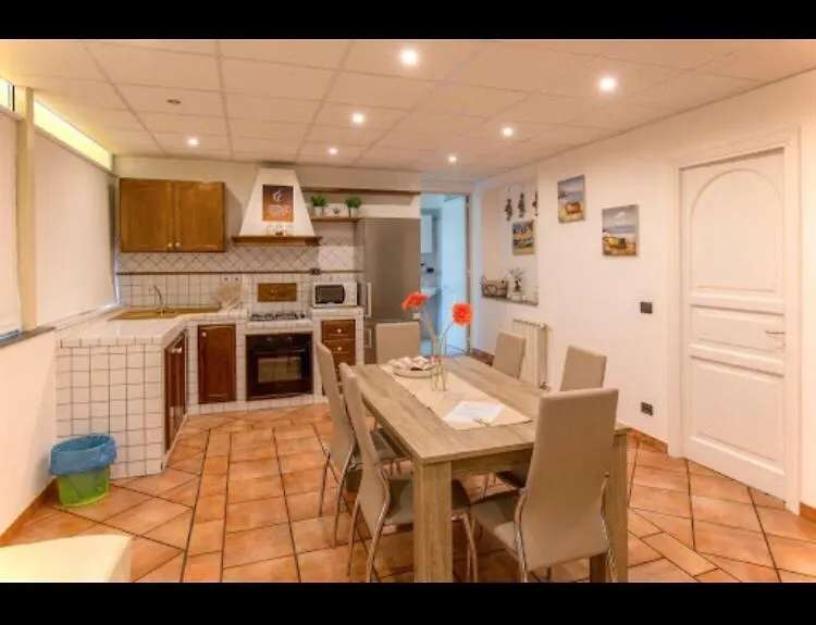 Luxurious Street Apartments 카타니아 0*,  이탈리아